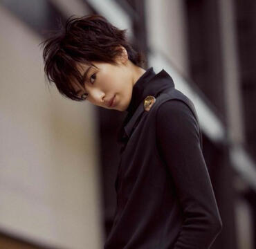 flowing emotion in colour (autumn 2019)